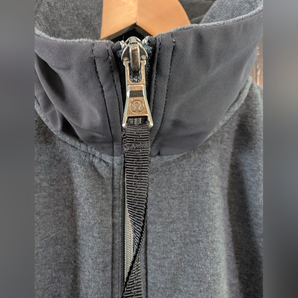 Lululemon Jacket - Picture 3 of 7